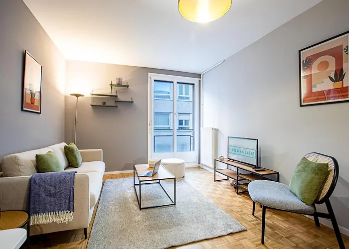 Richemont Residence By Homenhancement